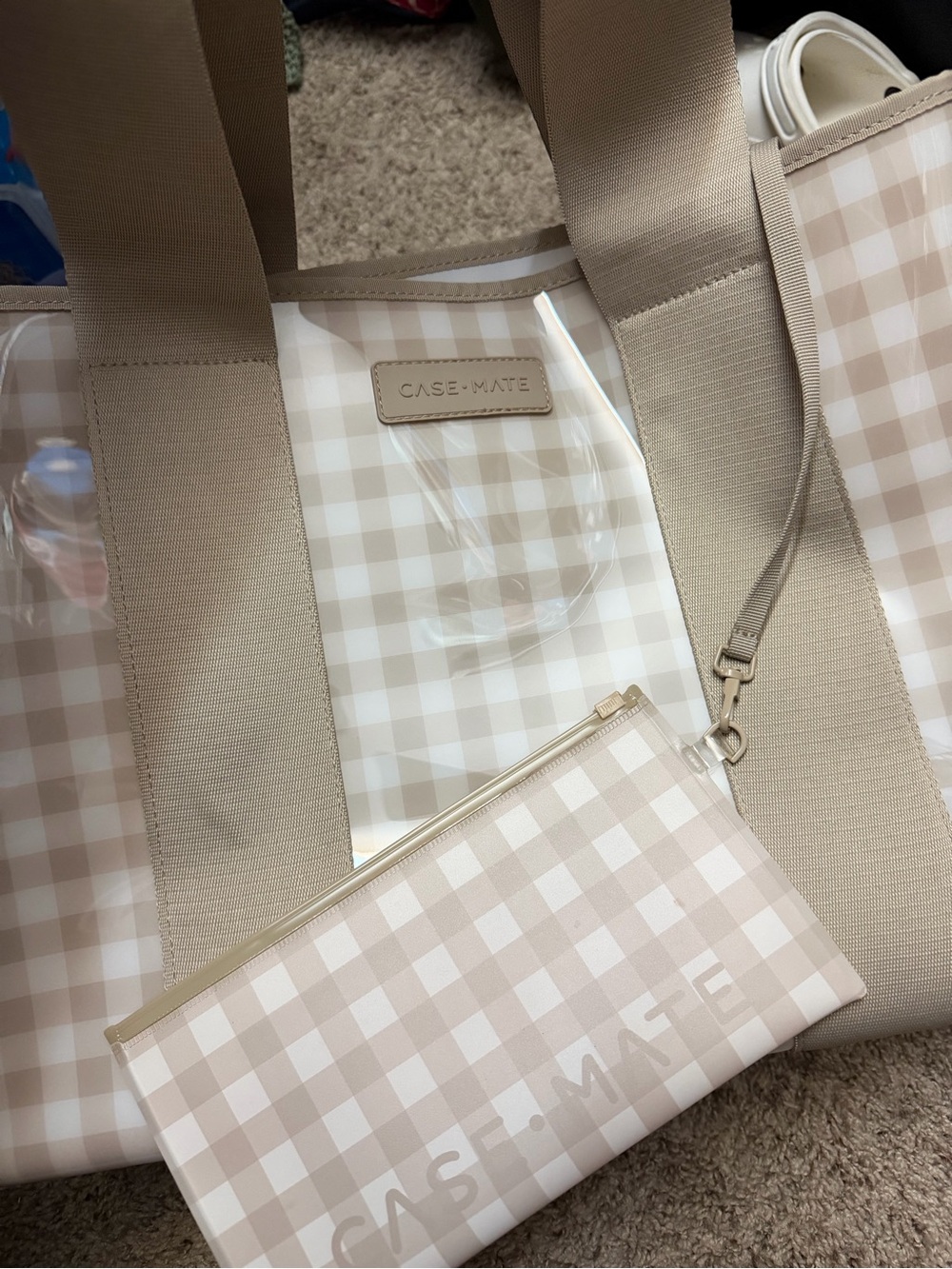case-mate Beige Gingham Tote with Matching Pouch